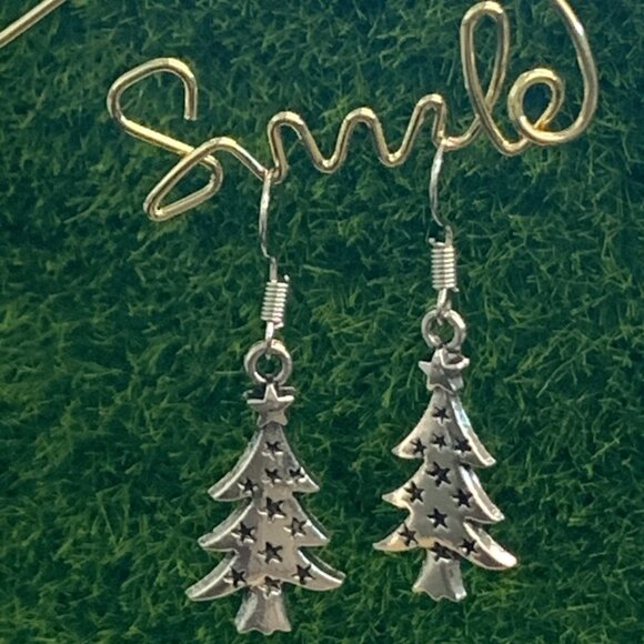 Celtic Earring, Christmas Tree Earring, Christmas Earring, Christmas Tree, Gift - Picture 4 of 6
